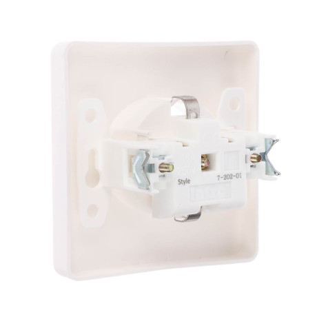 Розетка скрытой установки Intro Style с заз. 2P+E Schuko, 16А-250В, IP20, СУ, 7-202-01, белый