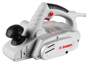 Рубанок ЗУБР "МАСТЕР" глубина 3,0 мм, 16000 об/мин, 82 мм, 950 Вт