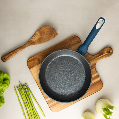 SATOSHI Ривьера Сковорода литая d24см, антипригарное покрытие мрамор, индукция