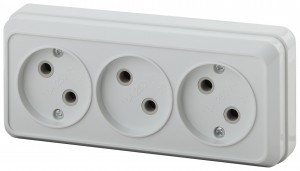 ЭРА Intro Quadro роз. ОУ, 3 мест. , 3х2P, 16A, белый, 250В, IP20, 2-205-01 0675