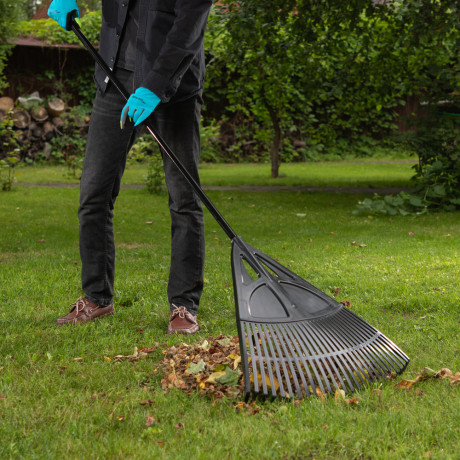 Грабли веерные пластиковые, 620 х 1750 мм, 27 плоских зубьев, алюминиевый черенок, Palisad