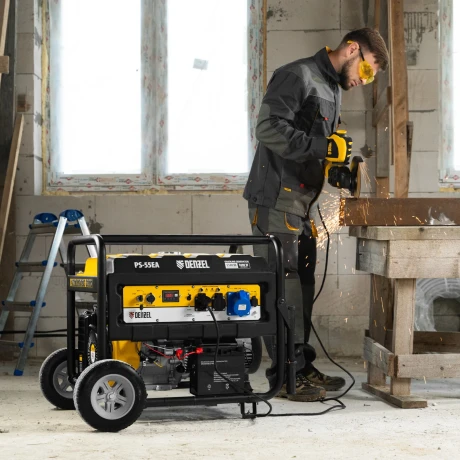 Генератор бензиновый PS 55 EA, 5.5 кВт, 230 В, 25 л, коннектор автоматики, электростартер Denzel