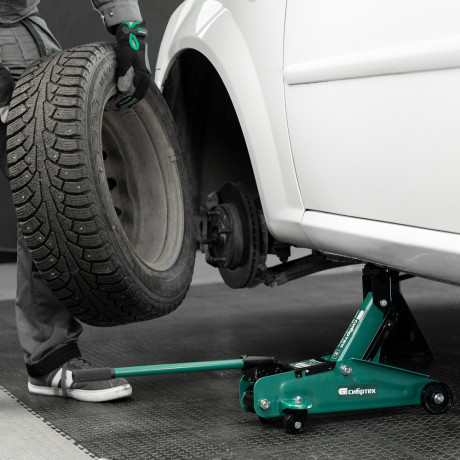 Домкрат гидравлический подкатной, 2 т, 135-320 мм Сибртех