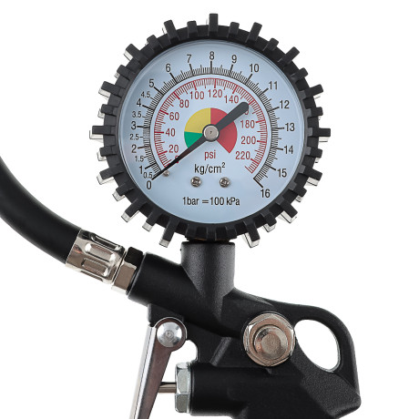 ЕРМАК Насадка для накачки шин с разъемом евро типа TG-11