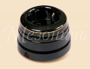 МЕЗОНИНЪ роз. фарфор двухполюсная, с з/к с рамкой, 16А, IP20, золото на черном, ПЕТЕРГОФ GE70301-53