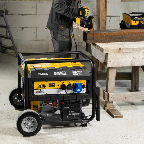 Генератор бензиновый PS 80 EA, 8.0 кВт, 230 В, 25 л, коннектор автоматики, электростартер Denzel