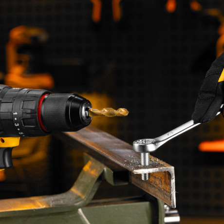 Сверло-метчик М10 х 1,5 мм, Р6М5// Denzel