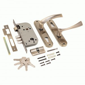 АЛЛЮР 103/3 AB ст.бронза 5кл. М/О расстояние 70мм 3-ригеля Замок врезной с/руч  (12)