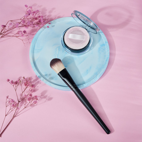 ЮНИLOOK Кисть для нанесения тональной основы/масок, дерево, синтетич.нейлон, 17,5см, черный, 26905-5