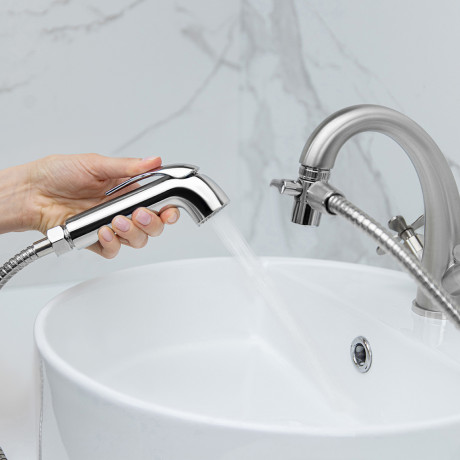 Дивертор - переходник смесителя для подключения душевого гарнитура