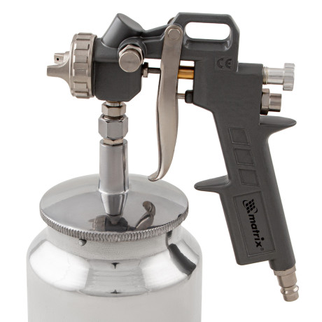 Набор пневмоинструмента, 5 предметов, быстросъемное соединение, краскораспылитель с нижним бачком Matrix
