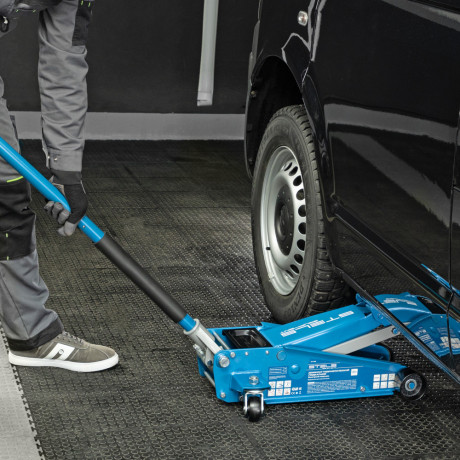 Домкрат гидравлический подкатной, 3 т, 120-450 мм, быстрый подъем, проф. Stels