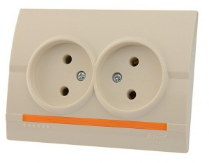 Lezard DERIY роз. СУ 2 мест. 16А крем.