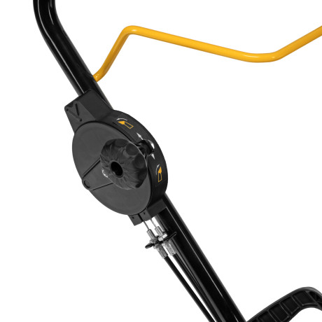 Бензиновая снегоуборочная машина SB 460 Sled, 99cc, лыжи ручной старт Denzel