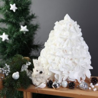 Uniel св-к декоративный E27 7W 4000K+зеленый фоамиран, Ель белая d=150 ULW-R07 T/WHITE+GREEN/150C/A