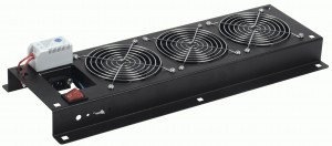 ITK Вентиляторная панель с выключателем и термостатом 3 модуля черная