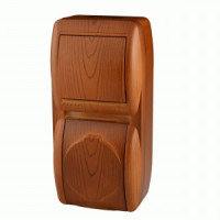 Lezard Ната блок ОУ роз.1 мест(земля, крыш,16А)+выкл. 1 кл. 10А сосна гориз (корп.PC) 710-0800-172