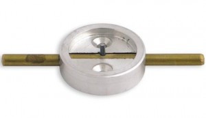 Плашка металл. с штоком, диаметр 29мм, латунь 96529