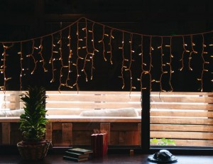 Гирлянда-бахрома ул. ULD-B3010-200/TWK (мерц) 200LED тепл. бел. 3м/32н до 70см соед 6 мод IP67 Uniel