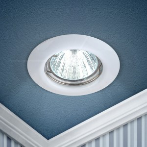 ЭРА MR16 GU5.3 ST3 WH св-к встр. d80мм (врез.d60мм) штамп, белый ИУ 5545