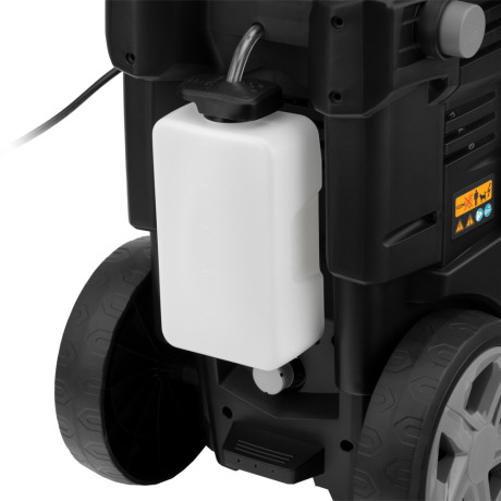 Моечная машина высокого давления R-180, 2200 Вт, 180 бар, 380 л/ч, колесная Denzel