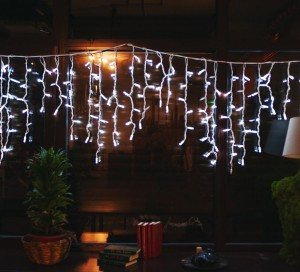 Гирлянда-бахрома ул. ULD-B3010-200/TWK (мерц) 200LED белый 3м/32н до 70см 9W соед 6 мод IP67 Uniel