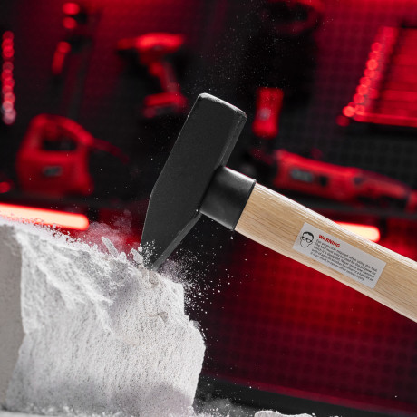 Молоток слесарный, 800 г, квадратный боек, деревянная рукоятка Matrix