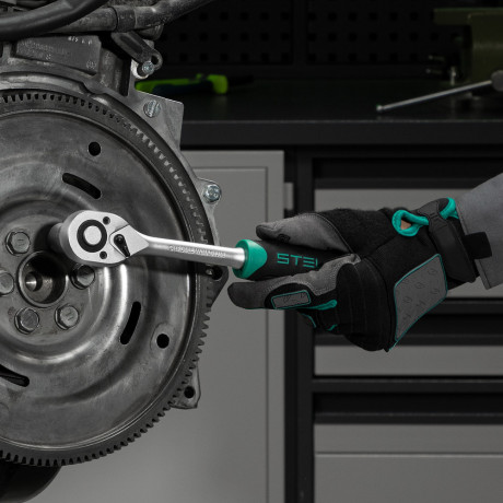 Набор инструментов, 1/2", 1/4", CrV, пластиковый кейс 82 предмета Stels