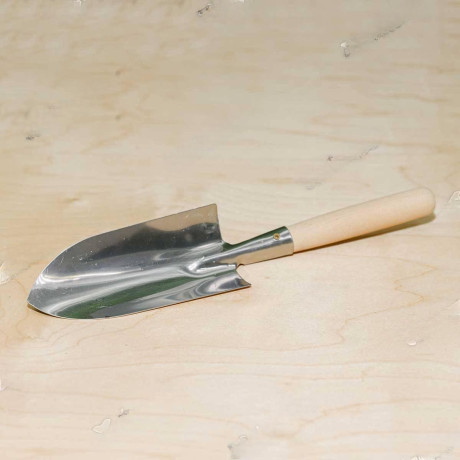 Совок посадочный большой (НЕРЖАВЕЮЩИЙ 0,8 мм) деревянная ручка