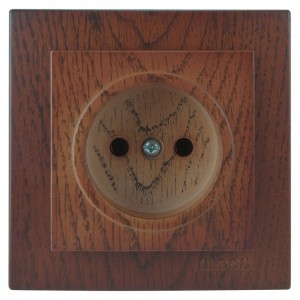 Nilson TOURAN  роз. СУ 1 мест. орех 24271015