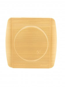 "Lezard DEMET роз. ОУ 1 мест. 16А (земля) с крышкой,  ясень (основание PBT, корпус PC) 711-4700-123