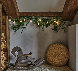 Гирлянда-нить (бат) Лампы матов. 10LED тепл. белый 1,8м (3AA) ULD-S1800-010/STB/3AA WARM WHITE Uniel