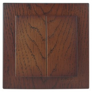 Nilson TOURAN  выкл. СУ 2 кл. орех 24271003