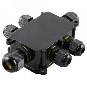 STEKKER коробка соед. герметичная LD526, 6 вводов, ЗВИ 4х4мм2, 24А (140х100х36мм) черный IP68 49124