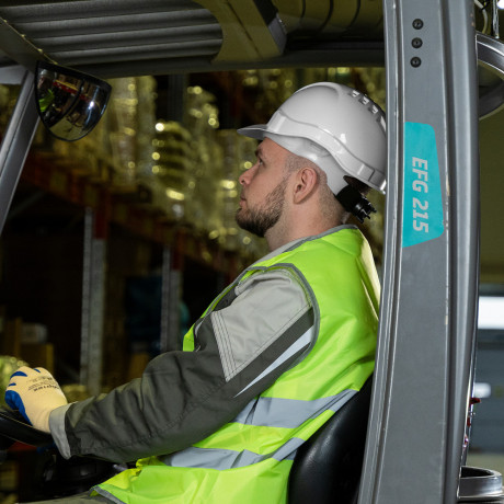 Каска защитная с храповым механизмом, Европласт, белая Сибртех