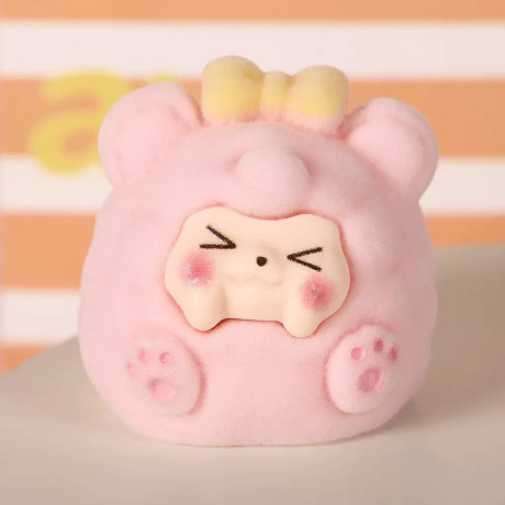 ИГРОЛЕНД Игрушка сюрприз "Пухляши" с наклейками, 12,5х10,5см, полистоун, PVC, 12 дизайнов