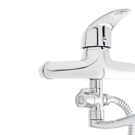 RAIN Смеситель для ванны Коралл, плоский излив 40см, душ. набор, картридж 40мм, латунь, хром