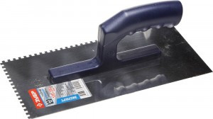 Гладилка ЗУБР "ЭКСПЕРТ" нержавеющая с пластиковой ручкой, зубчатая, 4х4мм