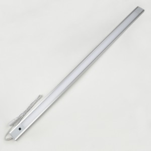 Uniel панель св/д линейная 9W(440lm) 4200K сенсор 600x30x8 серебро ULI-F40-9W/4200K SENSOR IP20