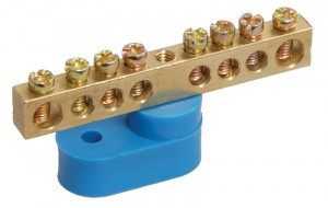 IEK шина N "Ноль" (нул.) на одном угловом изол ШНИ-6х9-8-У1-С