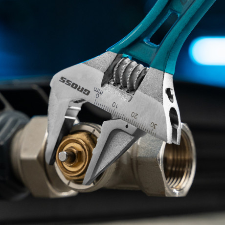 Ключ разводной 200 мм, CrV, облегченный Gross