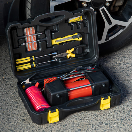 ЕРМАК Набор 12 предметов с 2-х поршневым компрессором 12В, 60л/мин, 180Вт