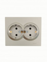 Lezard VESNA роз. земля СУ 2 мест. 16А титан. (ПБТ) (корп. ABS) 742-3700-127B