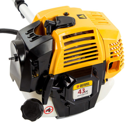 Триммер бензиновый DR-43, 43 см3, неразъемная штанга, состоит из 2 частей Denzel