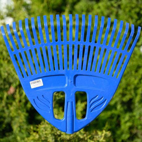 Грабли веерные пластиковые 23 зуба ЦВЕТНЫЕ