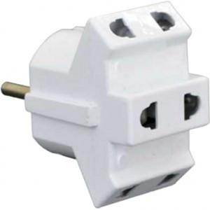 AY-KA (АЙКА) разветвитель-переходник (тройник) 3роз. 10A 250В плоская вилка белый (Турция) 7714700