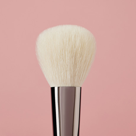 ЮНИLOOK Кисть для румян и сухих текстур, натуральный ворс, дерево, металл, 18см