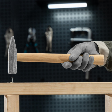 Молоток слесарный, 500 г, квадратный боек, деревянная рукоятка