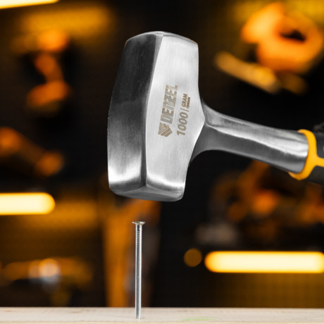 Кувалда 1 кг, цельнометаллическая, двухкомпонентная рукоятка Denzel