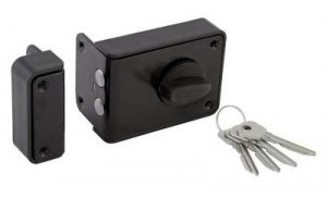 Д-град Зенит ЗН1-3-1 черный Замок накладной (16)